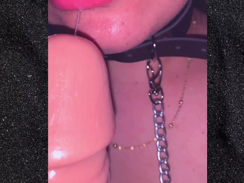 Japanese hottie prays for a deep breath while toying with her lips and playthings