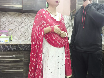 Sizzling Desi Bhabhi tempts ex-gf for Kitchen Money-shot & torrid fucky-fucky in the kitchen