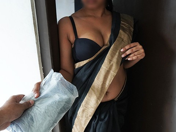 HotSaree, the mischievous Sri Lankan Sinhala hook-up schoolteacher, gets her large boobs penetrated by a delivery man while her hubby is