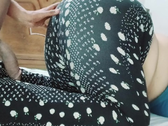 Aj Bhabhi Nu Mai & Desi Punjabi COUGAR meet up with bbc in xxx fashion