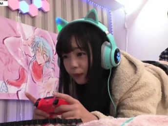 Gamer Sister-in-law Is So Engulfed In The Game That She Disregards Me While Jerking