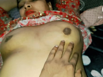 First-ever length of existence Bhabhi gets fellated, poked rock-hard, coupled with creampied give doggie-style!