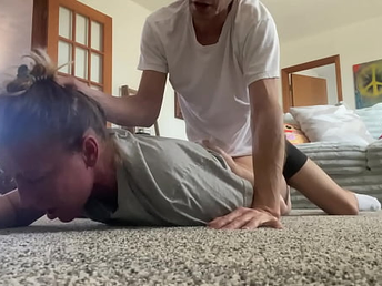 Platinum-blonde first-timer Velvet Taco gets her salivating facehole and tongue stained in first-ever-time slobbering Wish OF Recommendation movie with Sparky