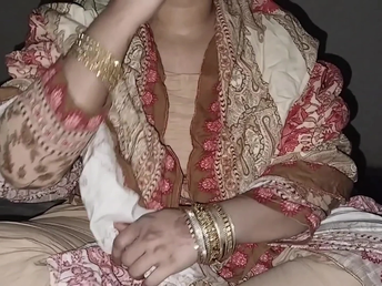 Watch Hira Rump get say no to ghar aagai Choodwane in this hot Pakistani video