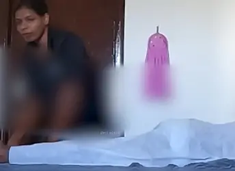 Rasiya Begum gets a off one's feed harsh rubdown from bulldick