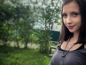 LyalkaRPG helps a pompously guy pick up a magnificent filly & plunge her in HD POINT OF VIEW