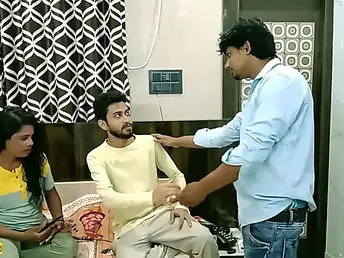 Tdipayan & Hrakeshdas share a steamy desi borders before getting fond of