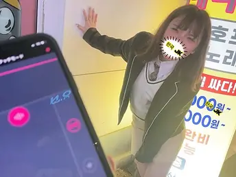 Manga porn stunner down a phat culo and a voluptuous seem gets a super hot stun about her luxurious underwear