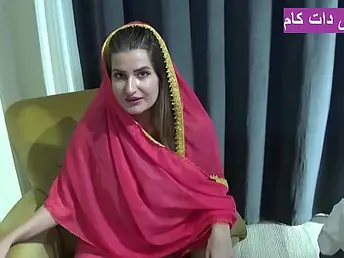 Ultra-cute Gia Tvoricceli and Qombol see to super-fucking-hot homemade Iranian hook-up for barely forcible reasons