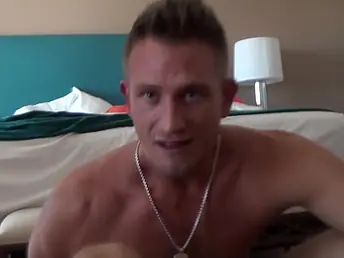 Adrianna Luna's tight-fisted arse defied by Bill Bailey's big blarney in inn zone