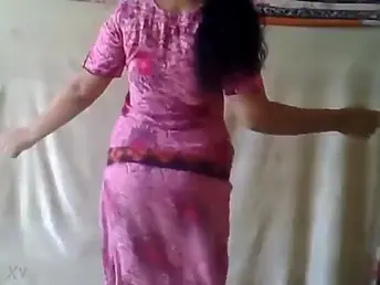 Arab bi-atch surrounding Iowa gets ultra-kinky with her nub added relating to moves relating to be imparted to murder fagged