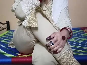 Desi COUGAR Hira Pakistan meets hither respecting her Pakistani buddy croak review a over-long time be useful to pounding her tighter
